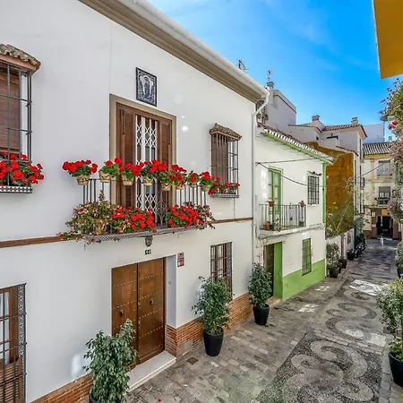 Holiday home Urban Rose , Superb Private House In Historical Center, With Sunny Rooftop